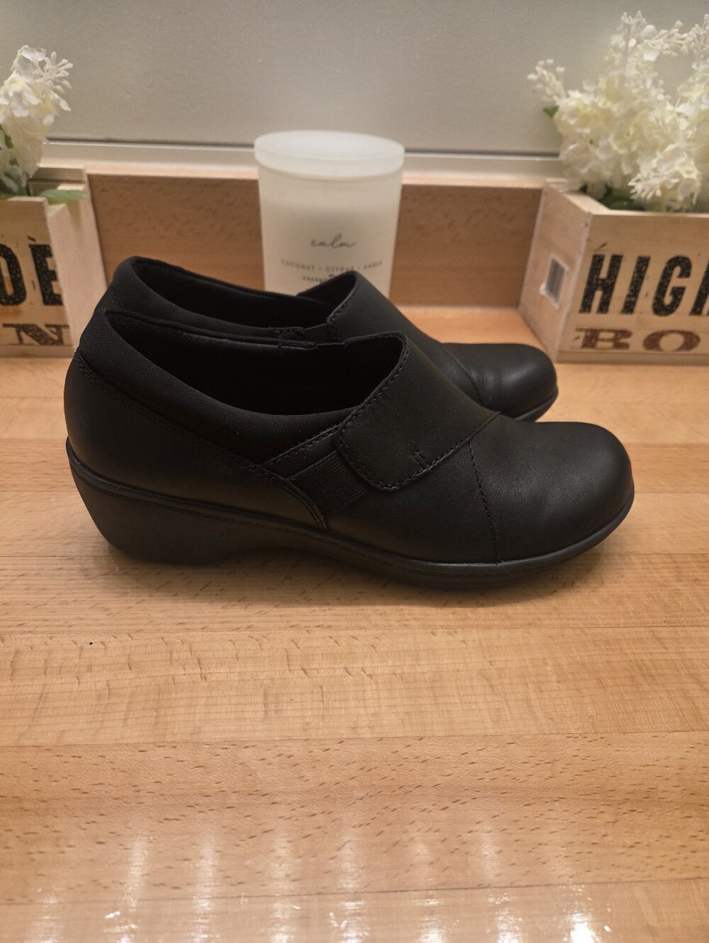 Clarks Grasp High Slip-on Shoes Black Leather Womens Size 8